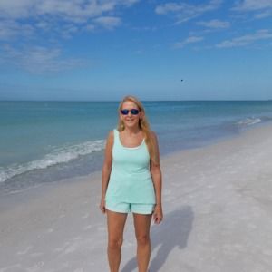 Meet your Posher, Victoria